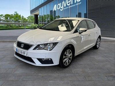 Usado Seat Leon Style 110 CV (80 kW) 2018 Blanco Berlina