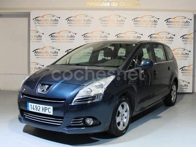 Azul Usado 2013 Peugeot 5008 Active Monovolumen | 6490 € (Precio justo)