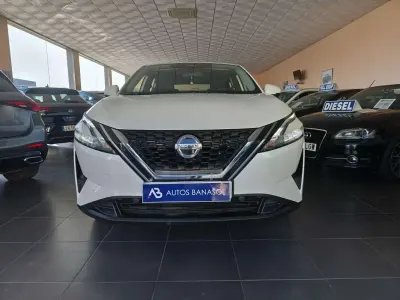 Usado Nissan Qashqai Acenta 158 CV (116 kW) 2022 Blanco SUV