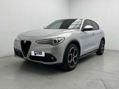 Usado Alfa Romeo Stelvio Sprint 190 CV (139 kW) 2022 Bianco astro SUV