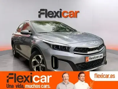Begagnad Kia XCeed 160 HK (117 kW) 2023 Grå SUV