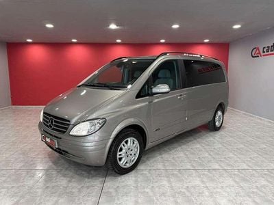 Usado Mercedes Viano 116 CV (85 kW) 2008 Gris Monovolumen
