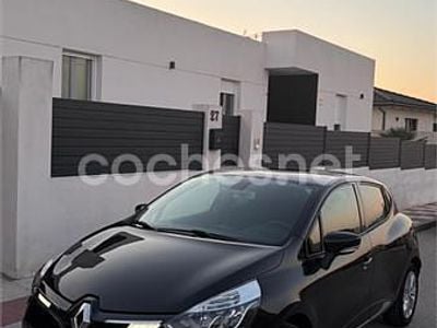 Usado Renault Clio IV Authentique 75 CV (55 kW) 2016 Negro Berlina
