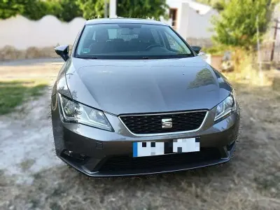 Usado Seat Leon CONNECT 110 CV (80 kW) 2015 Blanco Berlina