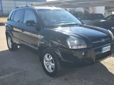 Usado Hyundai Tucson Comfort 140 CV (102 kW) 2007 Negro SUV