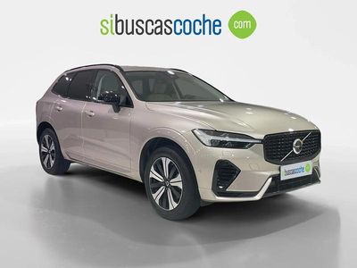 Usado Volvo XC60 Plus 350 CV (257 kW) 2023 Gris/plata SUV