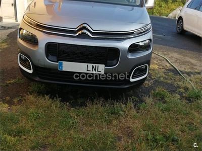Usado Citroën Berlingo Feel 102 HP (75 kW) 2021 Cinzento Monovolume