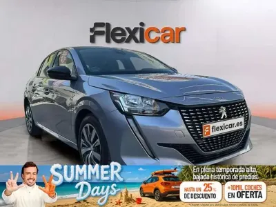 Usado Peugeot 208 Active 101 CV (74 kW) 2023 Gris Utilitario