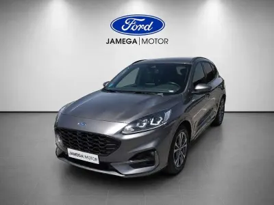 Usado Ford Kuga ST-Line 150 CV (110 kW) 2023 Gris SUV