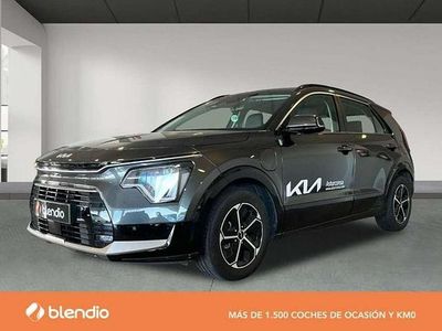 Gris Usado 2023 Kia Niro SUV | 29.900 € (Un poco caro)