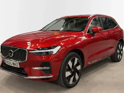 Begagnad Volvo XC60 Ultimate 350 HK (257 kW) 2023 Röd SUV
