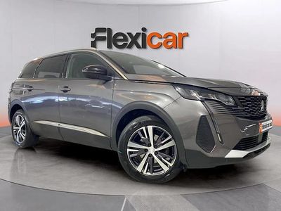 Usado Peugeot 5008 GT 131 CV (96 kW) 2024 Gris SUV