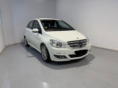 Usado Mercedes B180 Sport Edition 109 CV (80 kW) 2010 Blanco Monovolumen