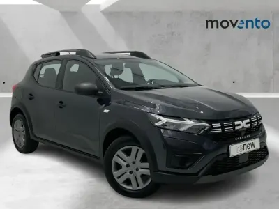 Usado Dacia Sandero Essentiel 101 CV (74 kW) 2023 Negro Berlina