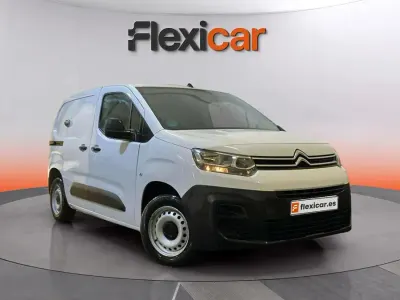 Usado Citroën Berlingo 76 CV (55 kW) 2019 Blanco Monovolumen