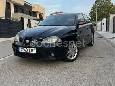 Usado Seat Ibiza 100 CV (73 kW) 2006 Negro Utilitario