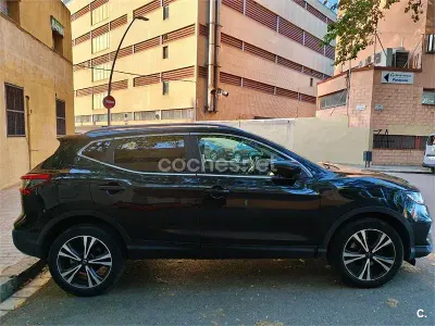 Usado Nissan Qashqai N-Connecta 115 CV (84 kW) 2019 Negro SUV