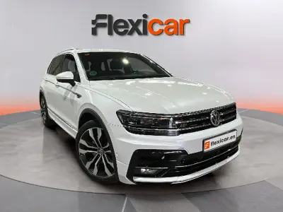 Usado VW Tiguan Sportline 190 CV (139 kW) 2019 Blanco SUV