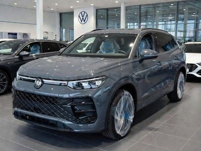 Usado VW Tayron R-line 193 CV (141 kW) 2025 Gris / plata SUV