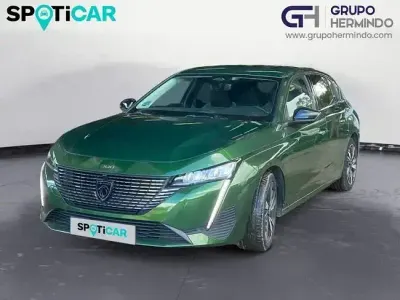 Usado Peugeot 308 Allure 130 CV (95 kW) 2023 Verde Berlina