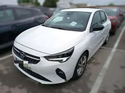 Usado Opel Corsa Elegance 101 CV (74 kW) 2022 Blanco Utilitario