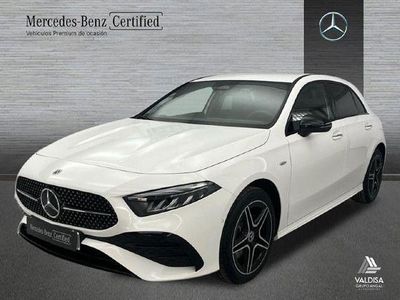 Blanco polar Usado 2025 Mercedes A250 AMG line Berlina | 44.500 € (Caro)