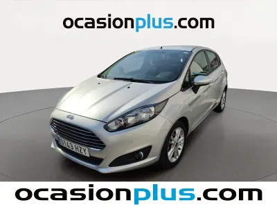 Usado Ford Fiesta Trend 100 CV (73 kW) 2014 Gris plata Utilitario