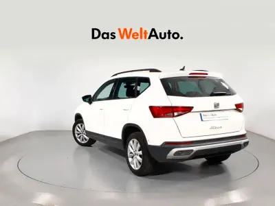 Usado Seat Ateca Style 150 CV (110 kW) 2021 Blanco SUV