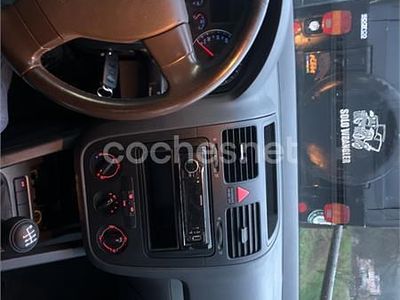 Usado VW Golf IV Conceptline 100 CV (73 kW) 2004 Azul Berlina