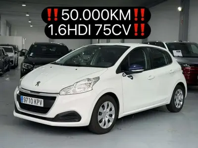 Usado Peugeot 208 75 CV (55 kW) 2018 Blanco Utilitario