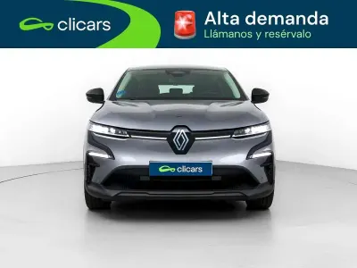 Usado Renault Megane E-Tech Evolution 96 kW (131 CV) 2025 Gris Utilitario