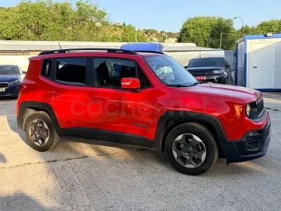Usado Jeep Renegade Longitude 120 CV (88 kW) 2016 Rojo SUV