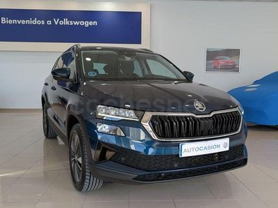 Usado Skoda Karoq Ambition 150 CV (110 kW) 2022 Azul SUV