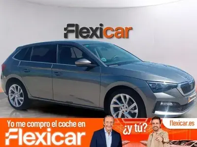 Usado Skoda Scala Style 110 CV (80 kW) 2022 Gris Utilitario