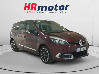 Usado Renault Scénic LIMITED 130 CV (95 kW) 2015 Marrón Monovolumen