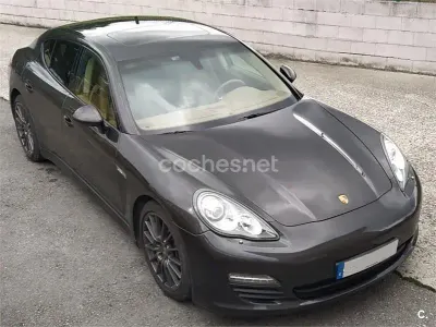 Usado Porsche Panamera 250 CV (183 kW) 2011 Negro Utilitario