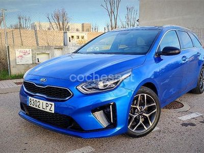 Usado Kia Ceed GT GT-Line 160 CV (117 kW) 2021 Azul Familiar