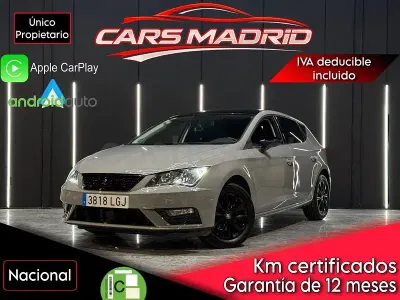 Usado Seat Leon Style 115 CV (84 kW) 2020 Gris / plata Berlina