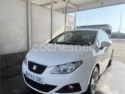 Begagnad Seat Ibiza SC Style 105 HK (77 kW) 2009 Vit Halvkombi