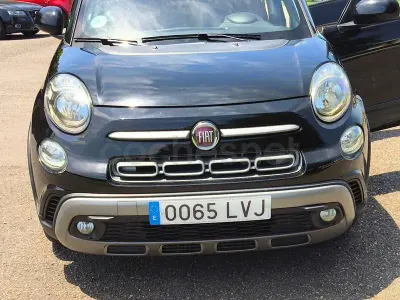 Usado Fiat 500L Cross 95 CV (69 kW) 2021 Negro Monovolumen