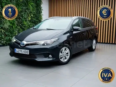 Używany Toyota Auris Hybrid