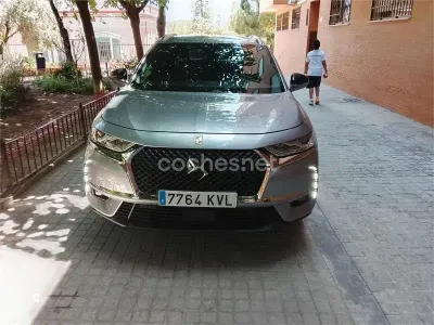 Usado DS Automobiles DS7 Crossback Be Chic 130 CV (95 kW) 2019 Gris / plata SUV
