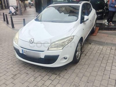 Usado Renault Mégane Authentique 85 CV (62 kW) 2010 Blanco Berlina