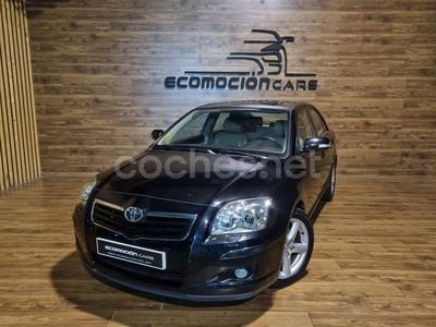 Negro Usado 2006 Toyota Avensis Executive Familiar | 3490 € (Buen precio)