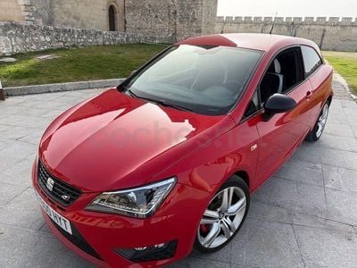 Usado Seat Ibiza SC CUPRA 180 CV (132 kW) 2014 Rojo Utilitario