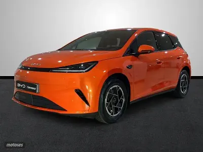 Usado BYD Dolphin Boost 155 kW (212 CV) 2026 Naranja Utilitario