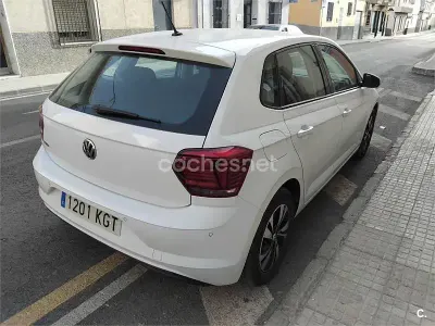 Usado VW Polo Advance 95 CV (69 kW) 2018 Blanco Utilitario