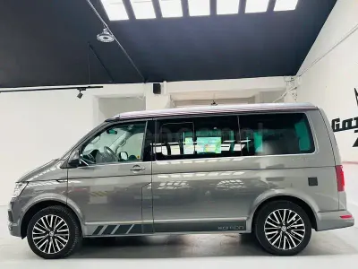 Usado VW California Beach 204 CV (150 kW) 2018 Gris / plata Van