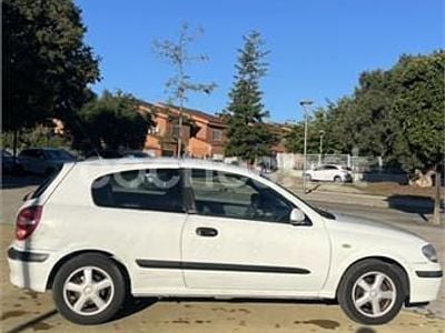 Blanco Usado 2000 Nissan Almera Comfort Berlina | 1500 €
