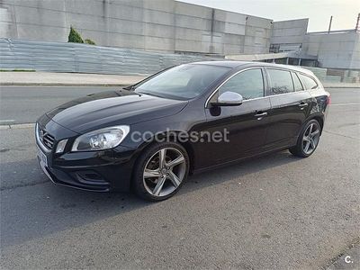 Usado Volvo V60 R-Design 136 CV (100 kW) 2011 Negro Familiar